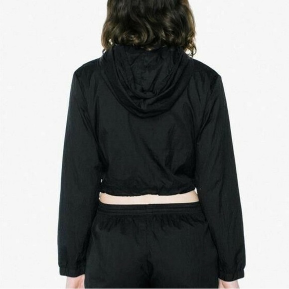 NWT AMERICAN APPAREL WOMEN'S NYLON CROPPED HOODIE BLACK MEDIUM - Picture 2 of 4